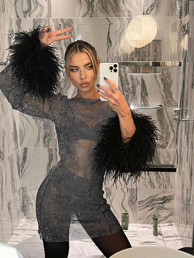 Estélyi Ruha – Csillogó és Nőies Stílus