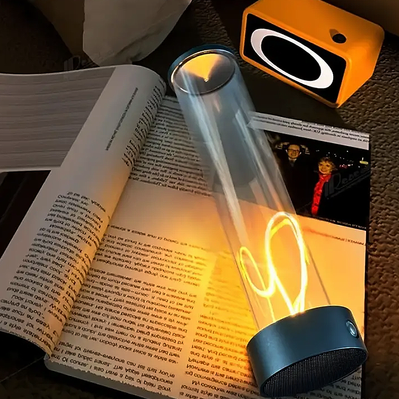 LED Bordlampe - Moderne og Elegant Belysning