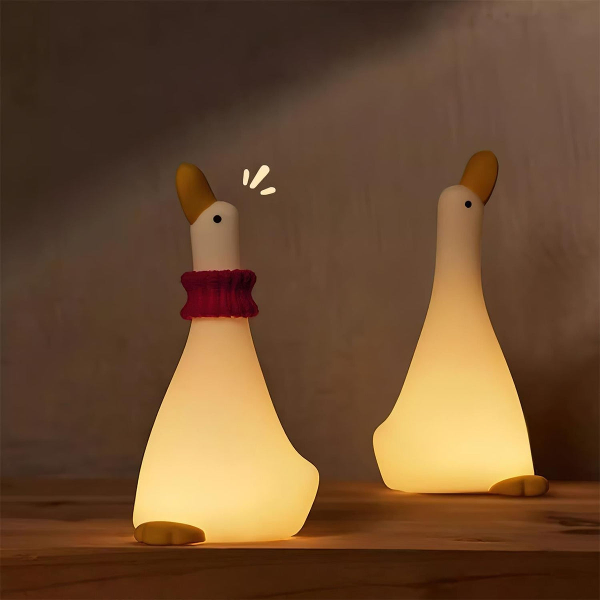 Nočné svetlo Enchanted Goose - hmatové svetlo a upokojujúci dizajn