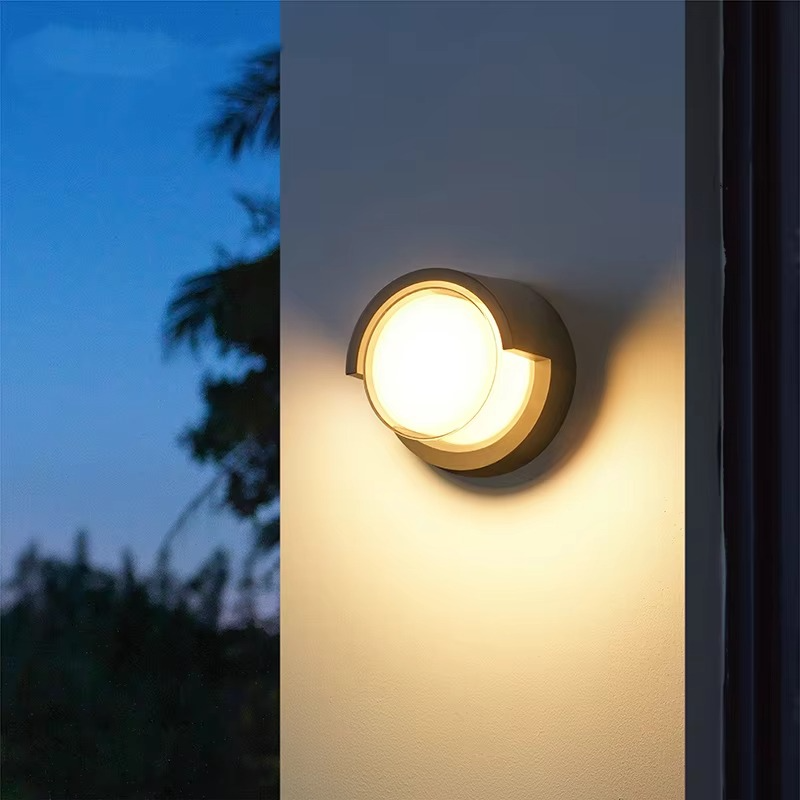 LED Külső Fali Lámpa – Biztonság és Energiatakarékosság 
