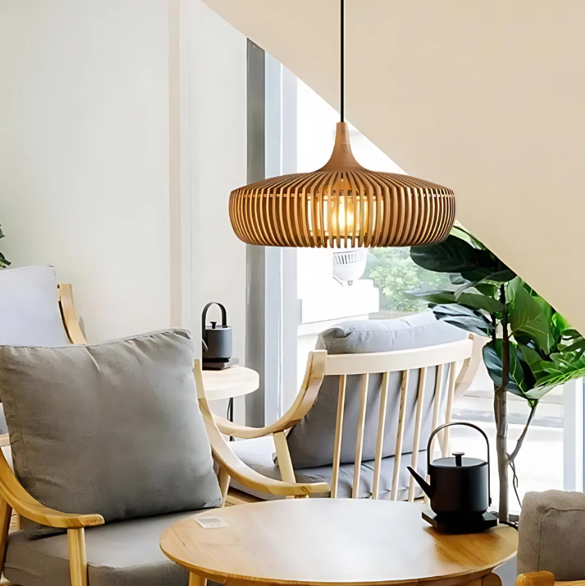 Elegant Light Suspension – Shine and Refinement 