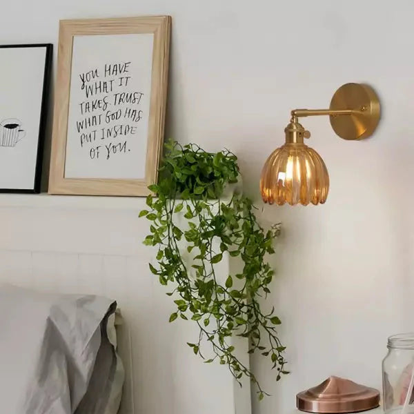 Decorative Wall Sconce – Flower in Bud and Romantic Atmosphere 