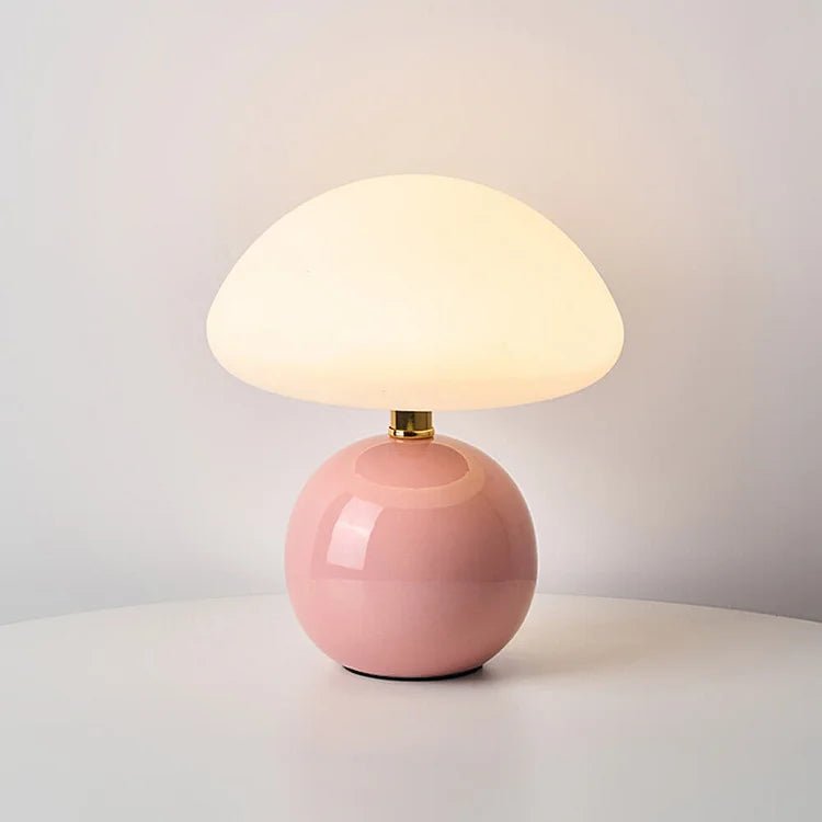 Lampa stołowa w kształcie grzyba – elegancja i oryginalność 