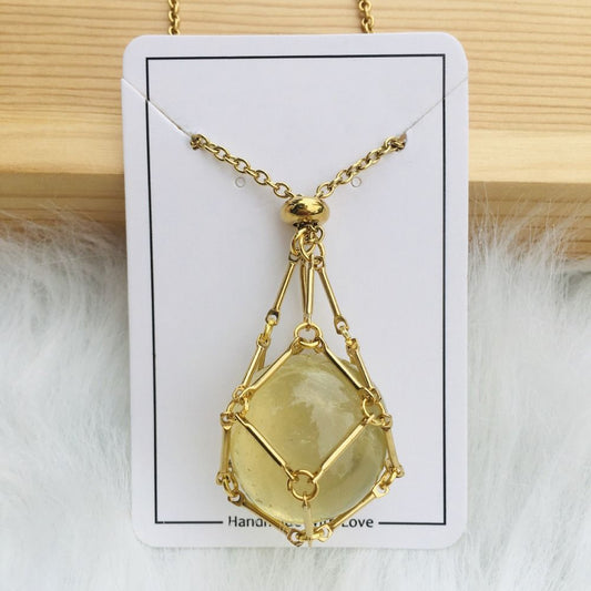 Crystal stones necklace