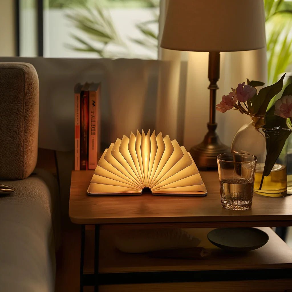 Stolní lampa ve tvaru knihy – Originalita a elegance 