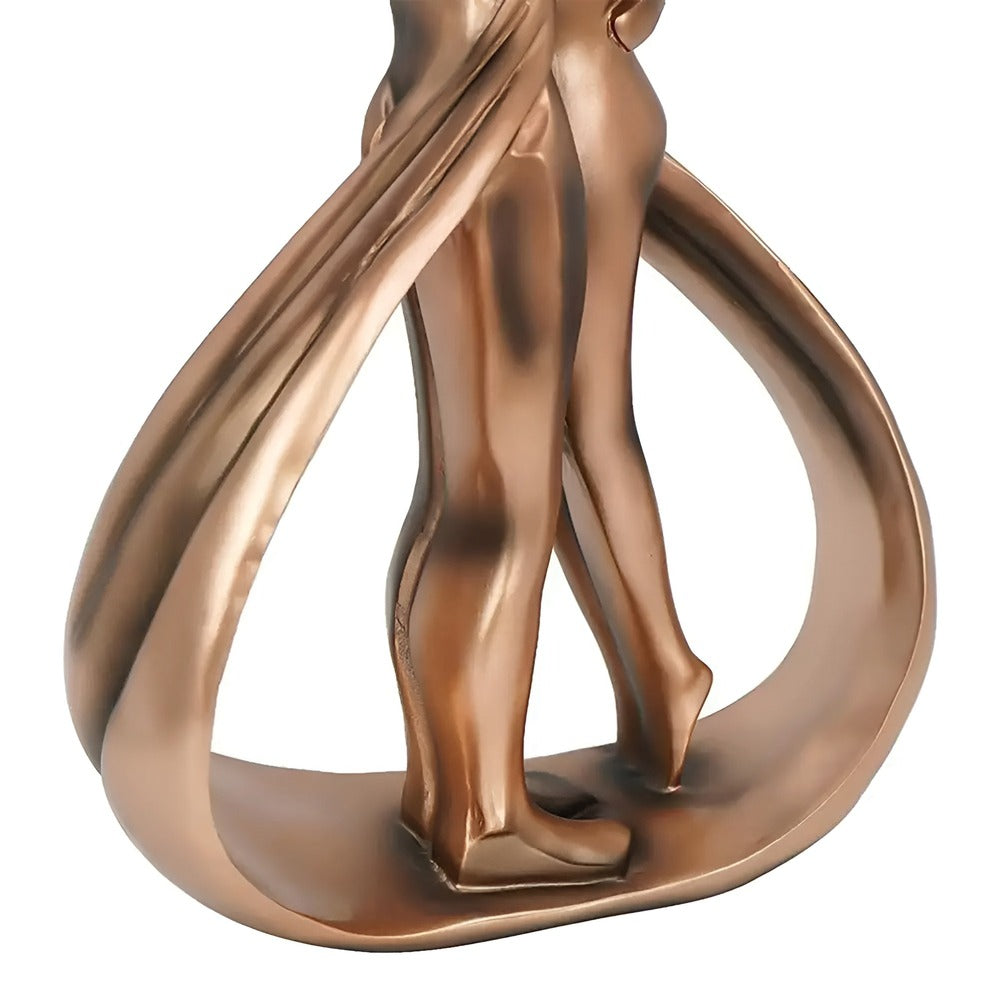 Couple in Love Statue - Sentimental Gift & Modern Style