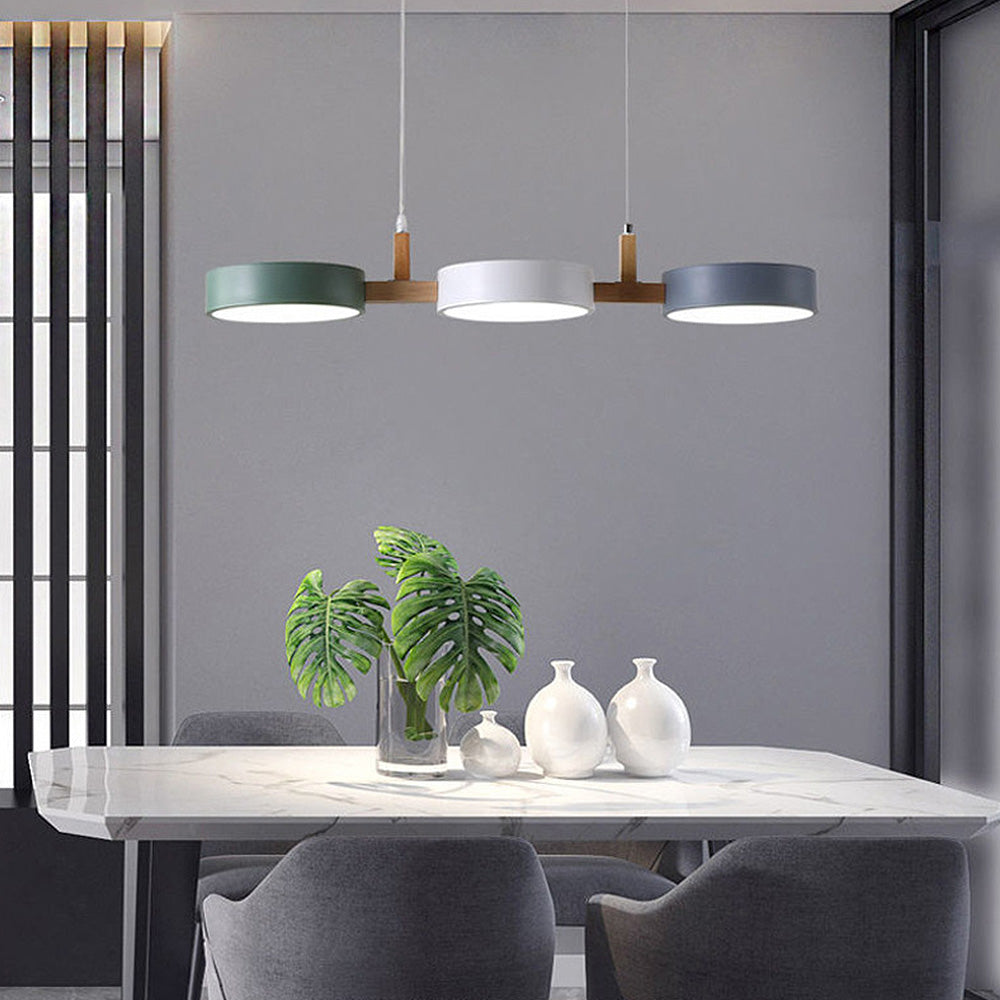Moderne Metalophængt Lys – Elegant Design Og Trendy Belysning 