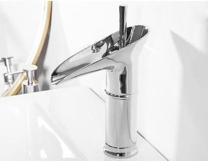 Robinet Cascade Baie – Stil Antic și Elegant 