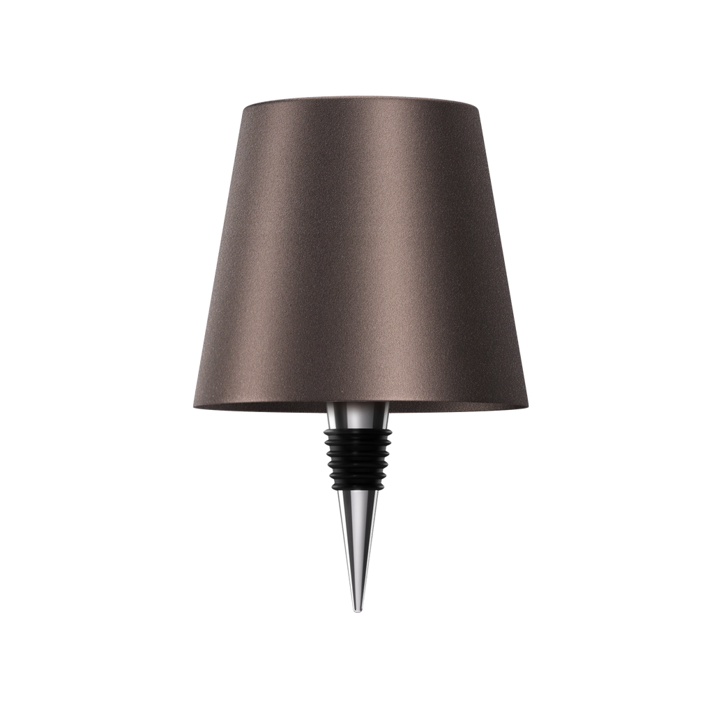 Nabíjecí LED lampa – Přeměňte své lahve na svítidla 